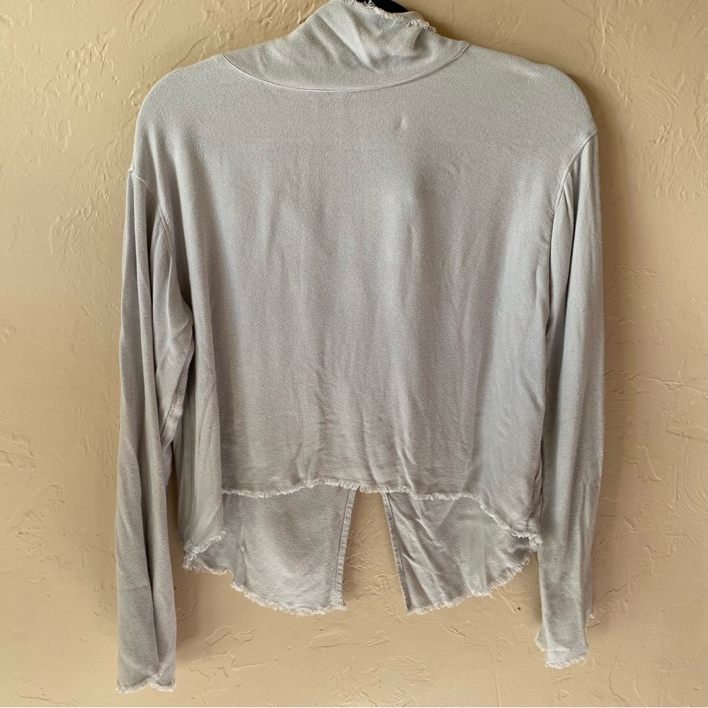 cloth & stone Light Gray High-Low Raw Edge Long Sleeve Top